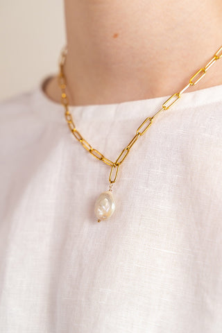 Chain Link Necklace  - Cultured Pearl Gold Plated